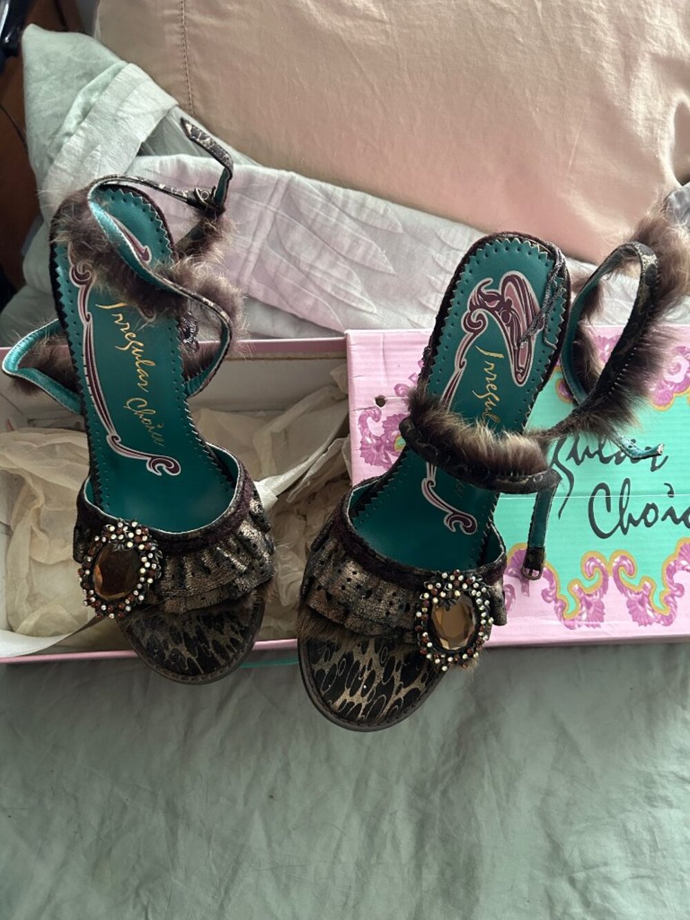 NWT brown open toe silk fringed heels Irregular Choice size 9